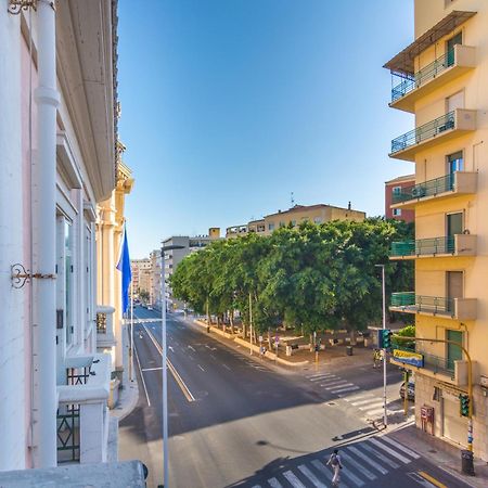 Sunscape Rooms Cagliari City Center Luaran gambar