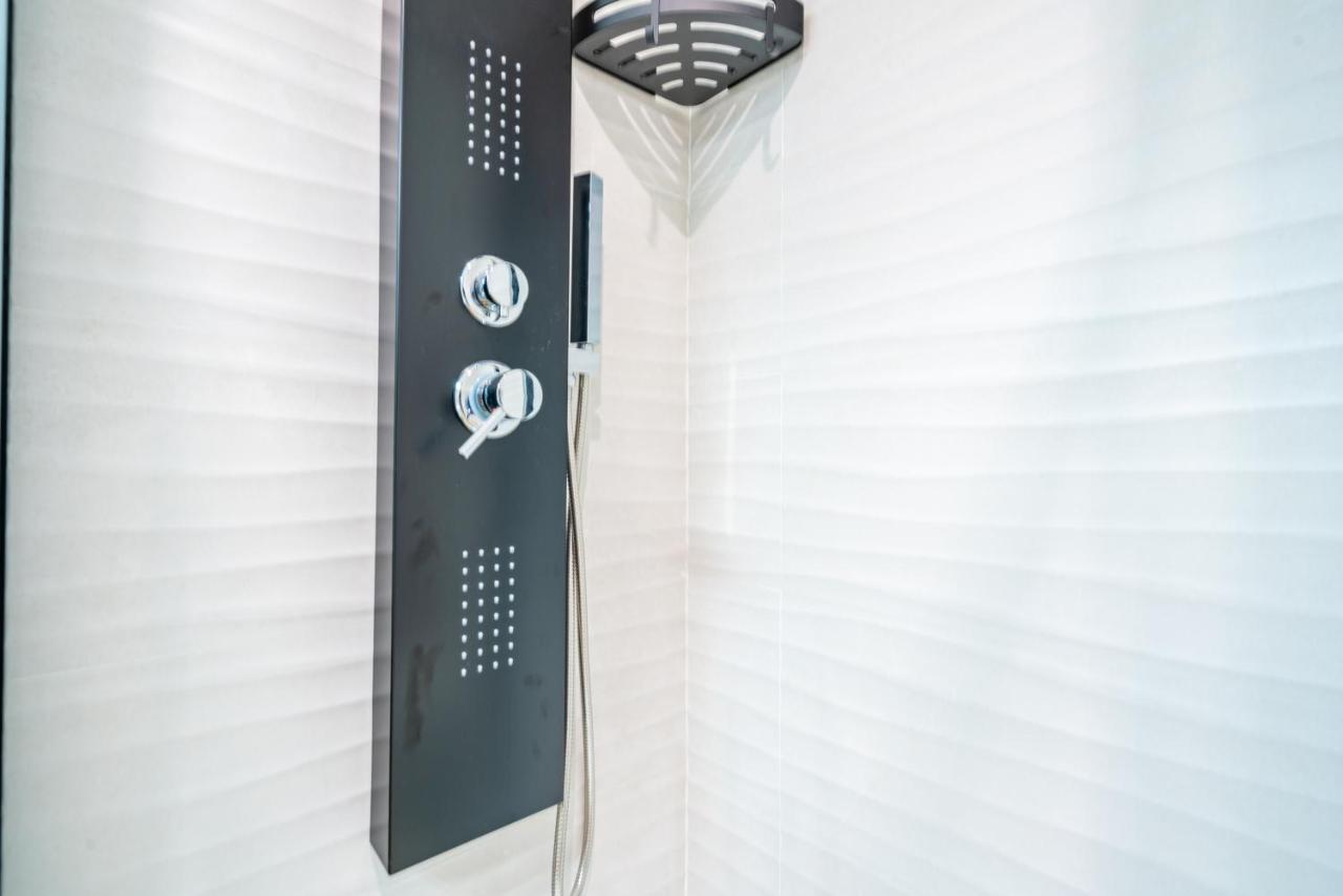 Sunscape Rooms Cagliari City Center Luaran gambar